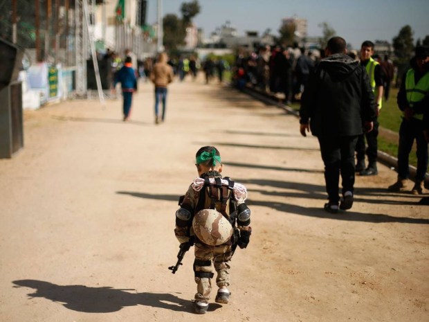 2_potere_bambino_armato