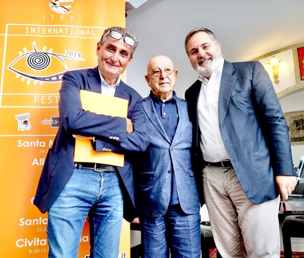 d04a2500-2fec-459a-96cc-2470f2eaee56